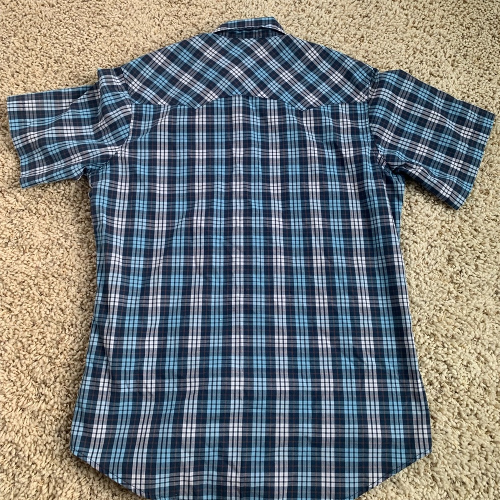 Wrangler button up